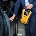 Kompresor samochodowy MBG Line 3650 żółty 120W